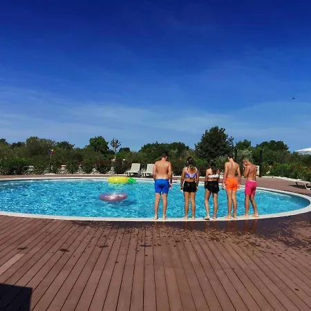 אתר קמפינג Papafigo Glamping *