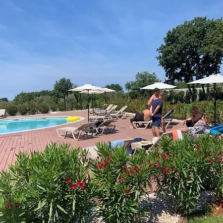 אתר קמפינג Papafigo Glamping *