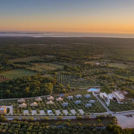 Papafigo Glamping * וודניאן